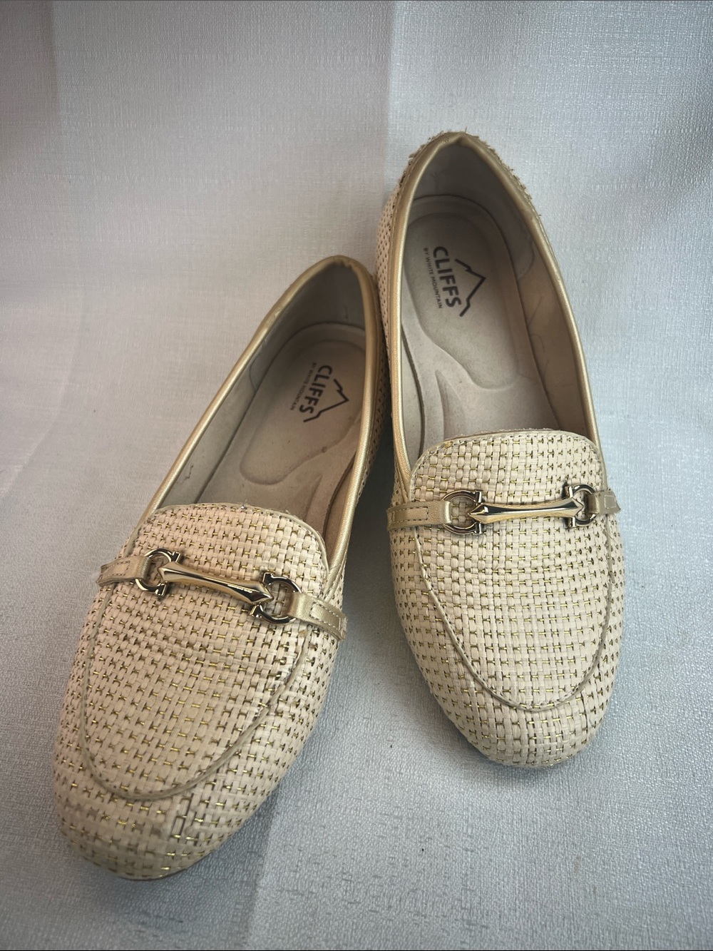 Cliffs, gold and tan woven flat